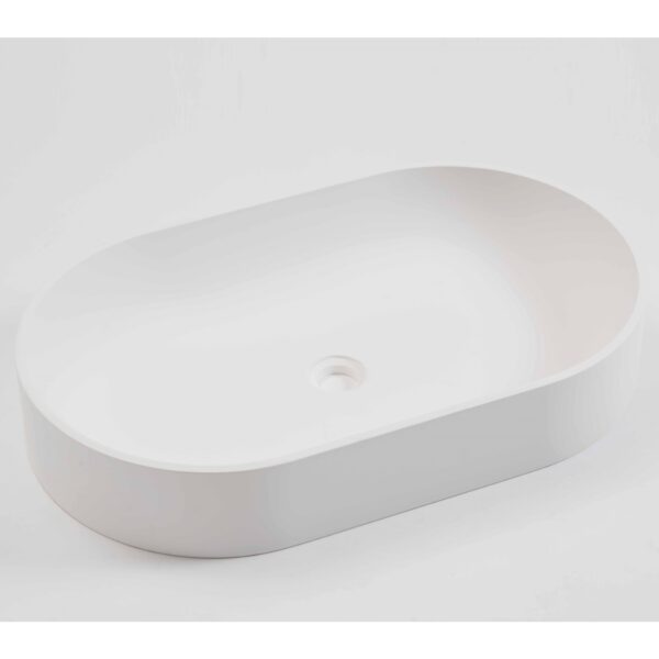 Bazin din ceramică vitrificată, cu finisaj mat la exterior și finisaj lustruit în interior.